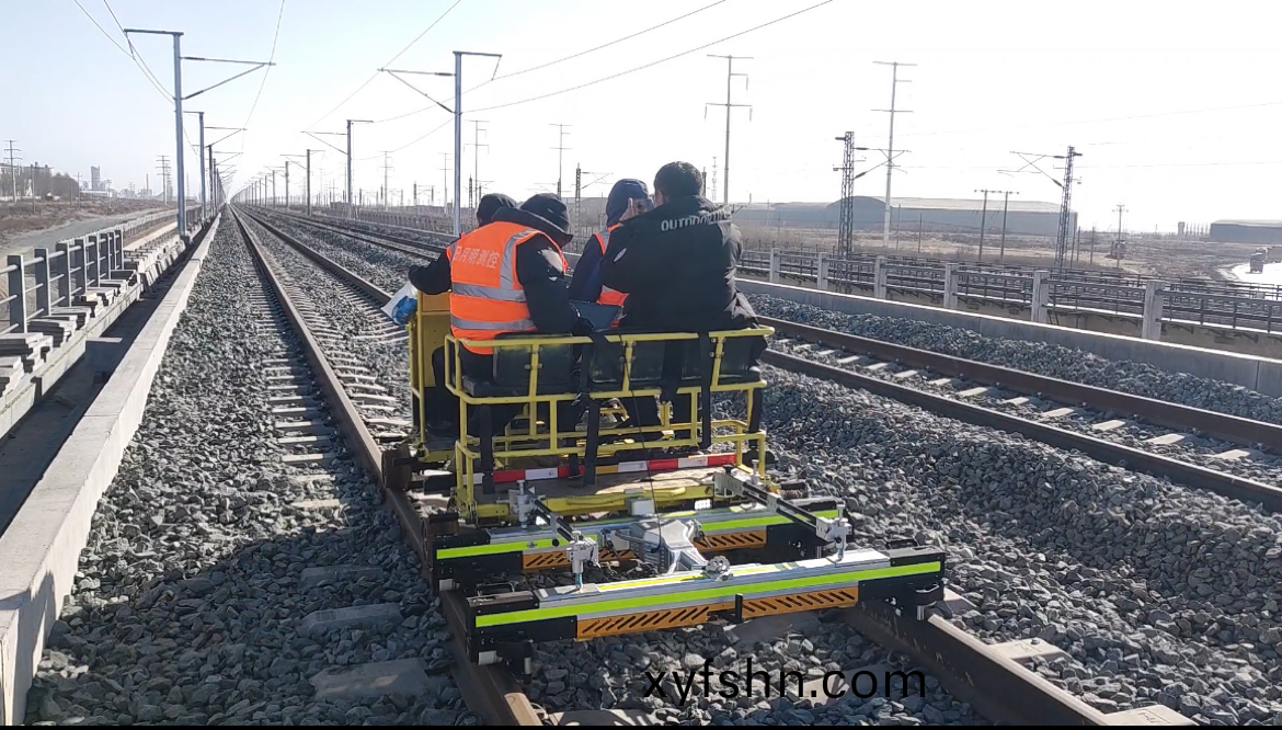 驗證組圓滿完成西部某高鐵線路設備配套輭件實測試驗——智能化檢測係統助力西部鐵路安全新陞級